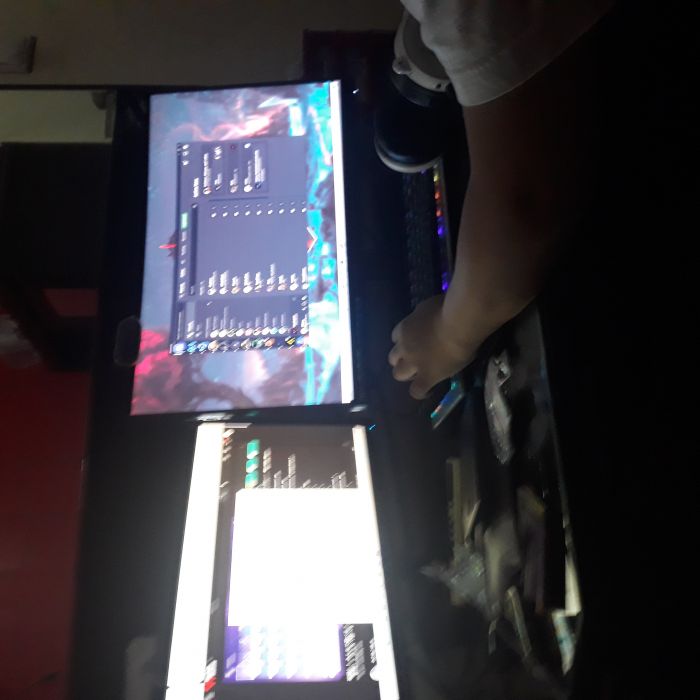 Hasil service computer untuk Andi - Permasalahan: , Restart terus