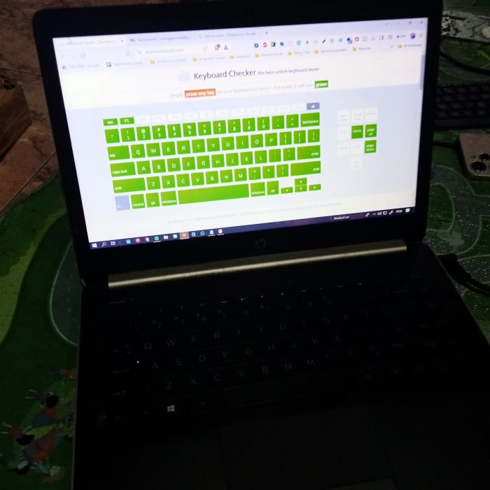 Hasil service laptop untuk Rio - Permasalahan: , Butuh jasa ganti keyboard laptop yang bongkar body, spare part body + keyboardnya sudah ada, saya butuh jasanya saja
