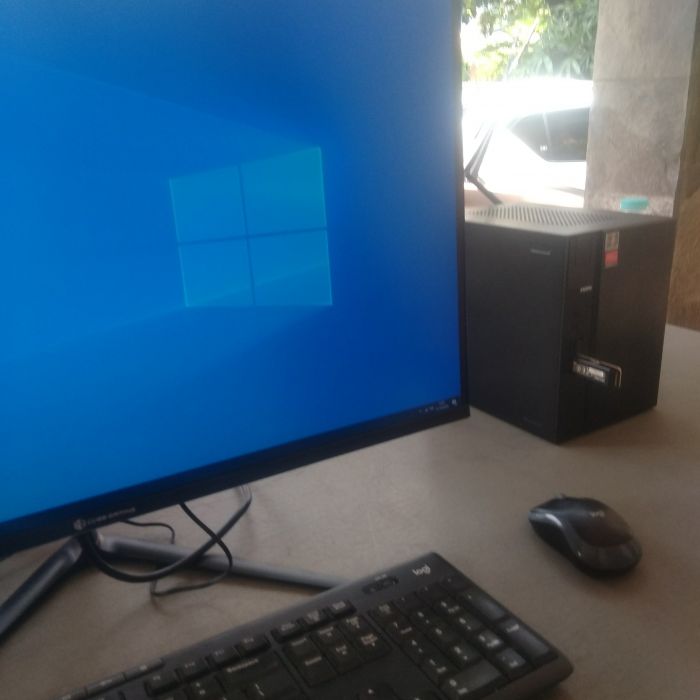 Hasil service computer untuk Anaf - Permasalahan: , Komputer nyala tapi display hanya berkedip (flickering) dan tidak bisa klik menu program apapun, kalau mau shut down harus di power off dari listrik